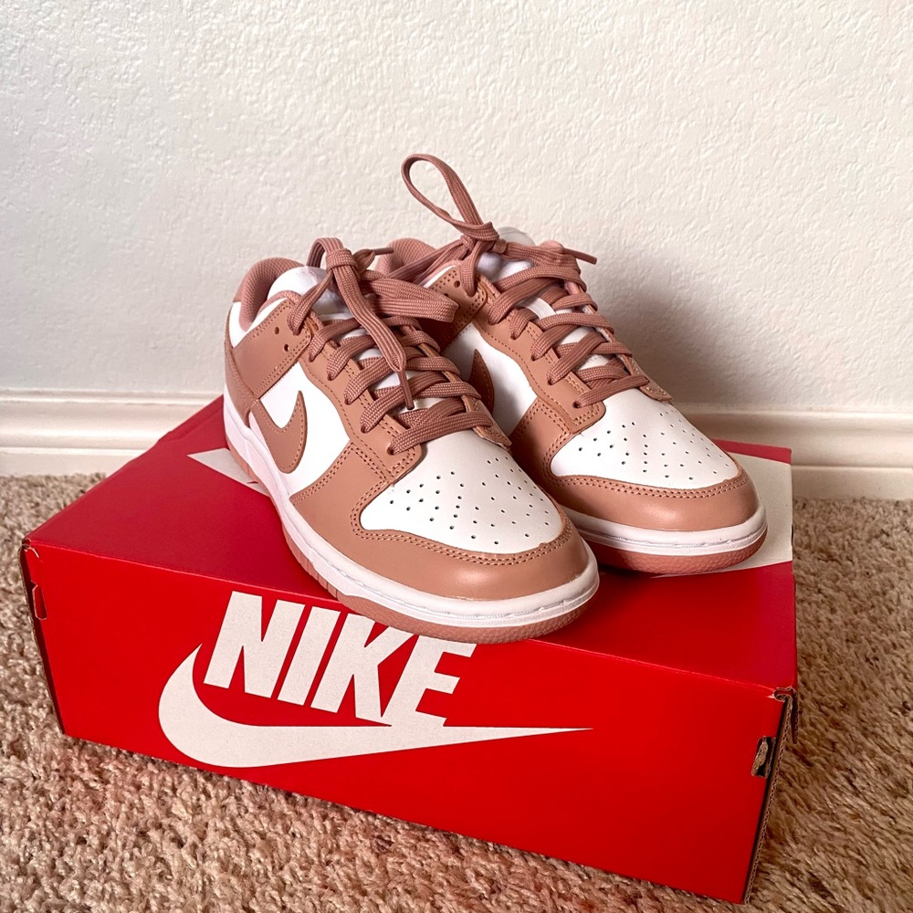 Women’s Nike Dunk Low White/Rose Whisperer